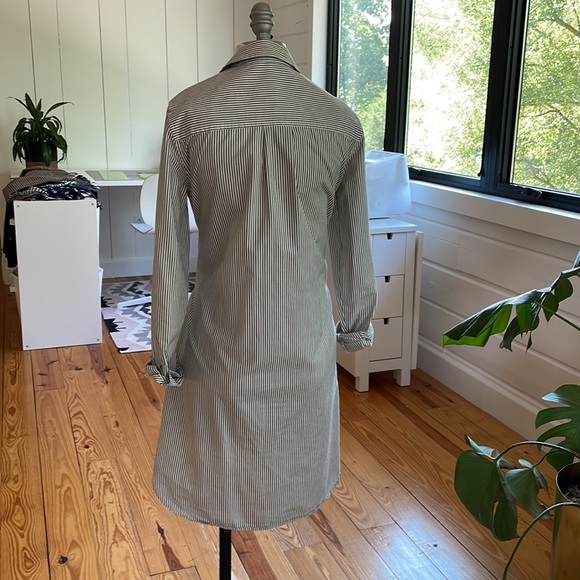 Madewell Shirt Dress in Navy Stripe - Picture 3 of 6
